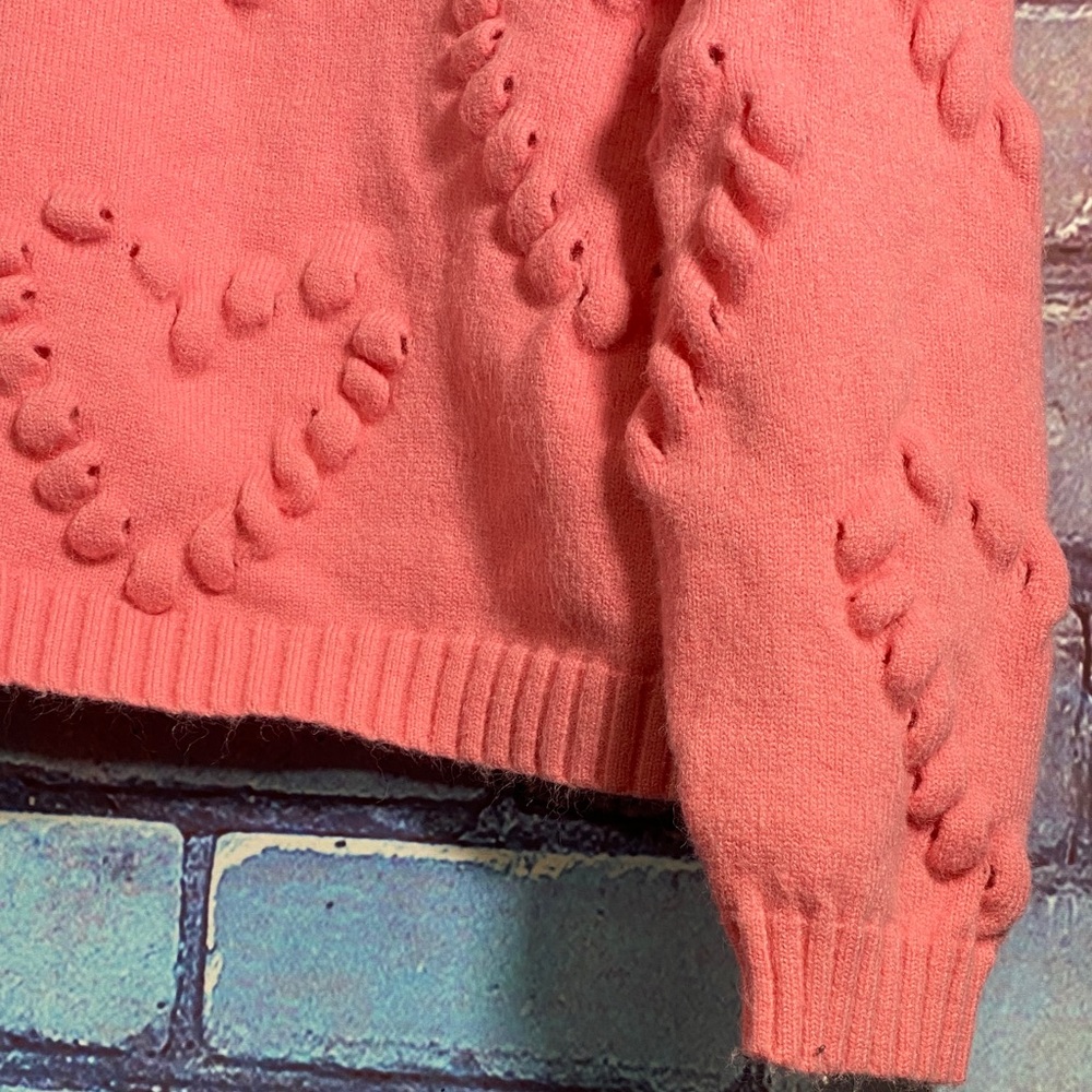 Cider Women’s Heart Texture Knit Sweater Size M Pink Cozy Great Condition - Picture 2 of 10